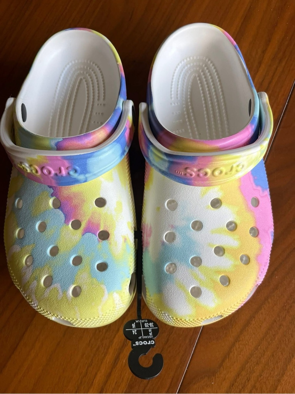 New with tag tie dye Crocs